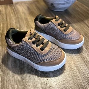 Kenneth Cole Reaction Shoes Size 6